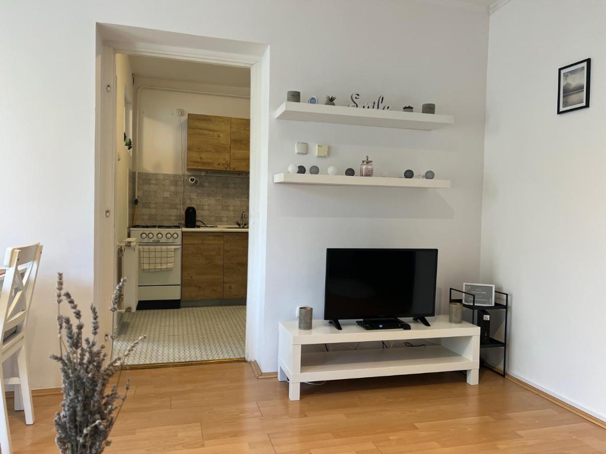 Belvarosi Apartman Eger Exteriör bild