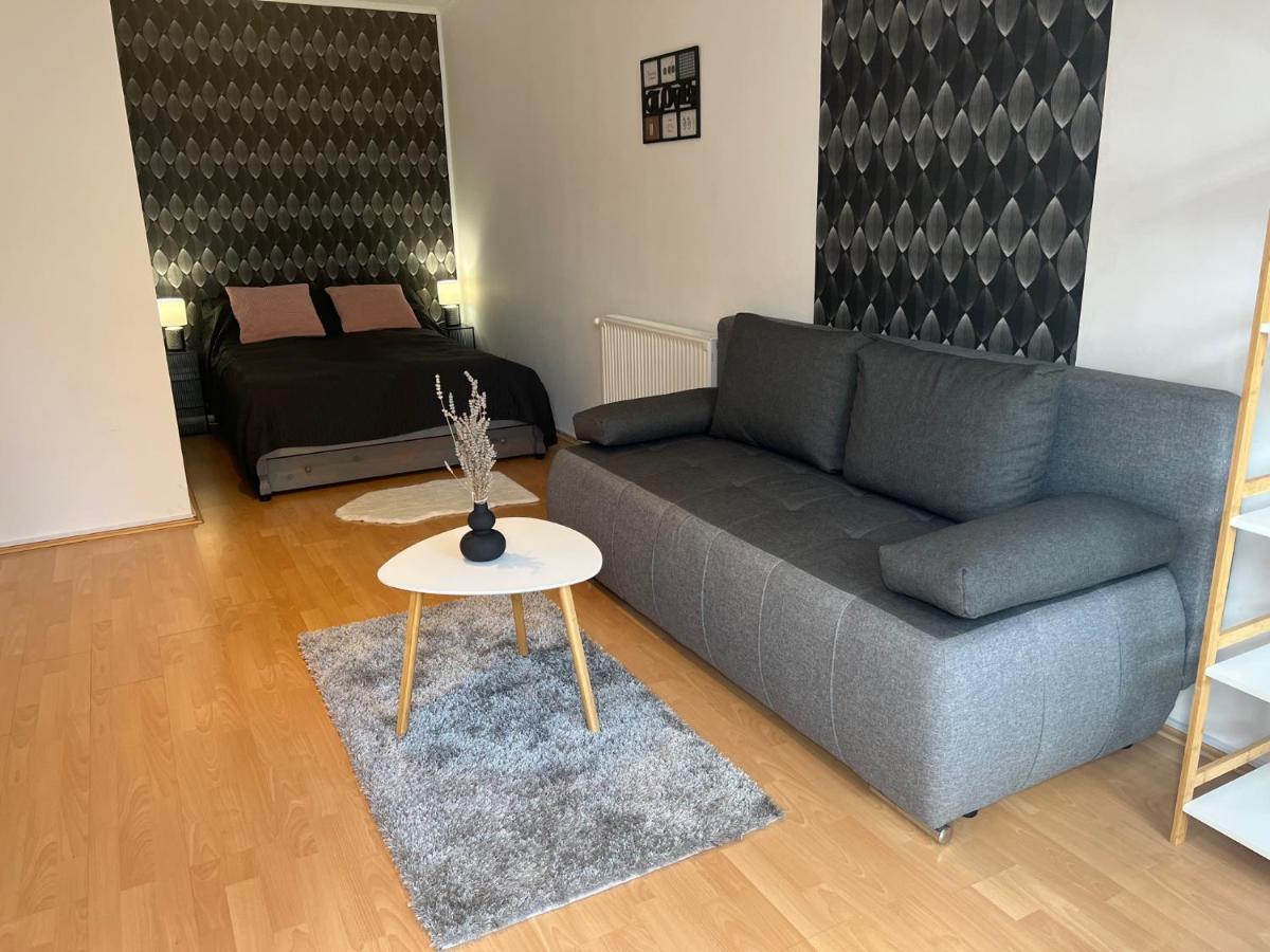 Belvarosi Apartman Eger Exteriör bild